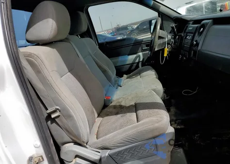 2014 Ford F150 z USA, uszkodzony, nr VIN 1FTMF1CMXEKE72108